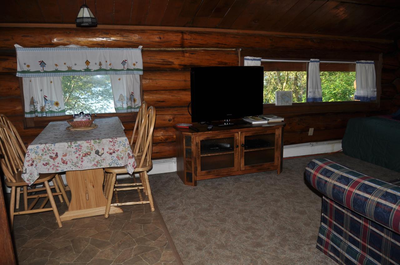 Daniels Lake Lodge Cabins Nikiski Exterior photo